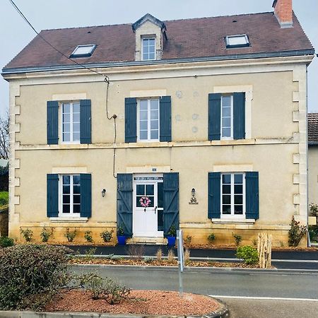 לינה וארוחת בוקר Saint-Martial-d'Albarede Ancien Relais De Poste The Old Post Office מראה חיצוני תמונה